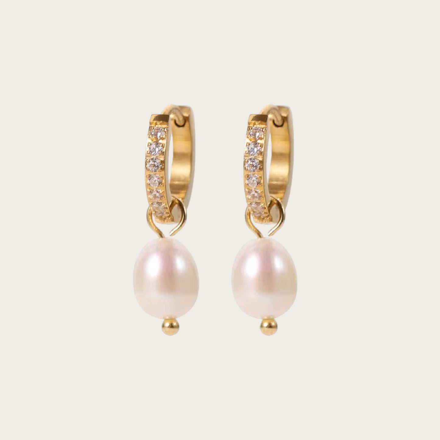 Lyra Pearl Earrings
